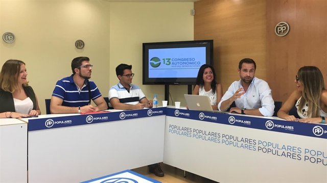 Reunión Nuevas Generaciones Málaga 