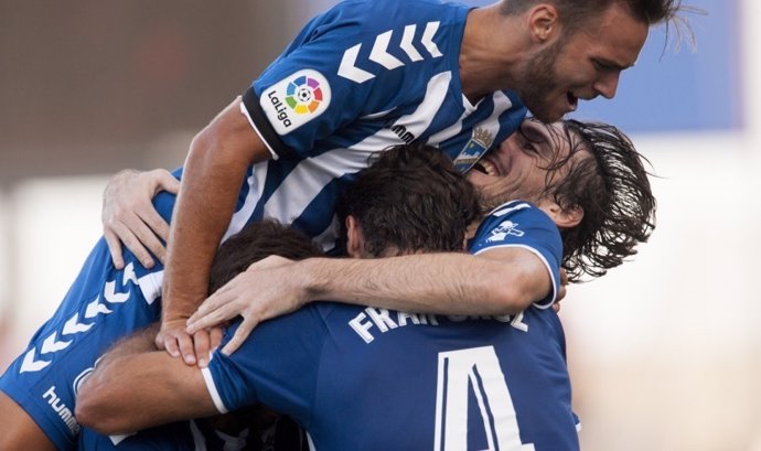 Jugadores del Lorca celebran un gol en la primera jornada liguera