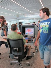 UGT suspende la huelga de seguridad en el aeropuerto de Santiago hasta octubre