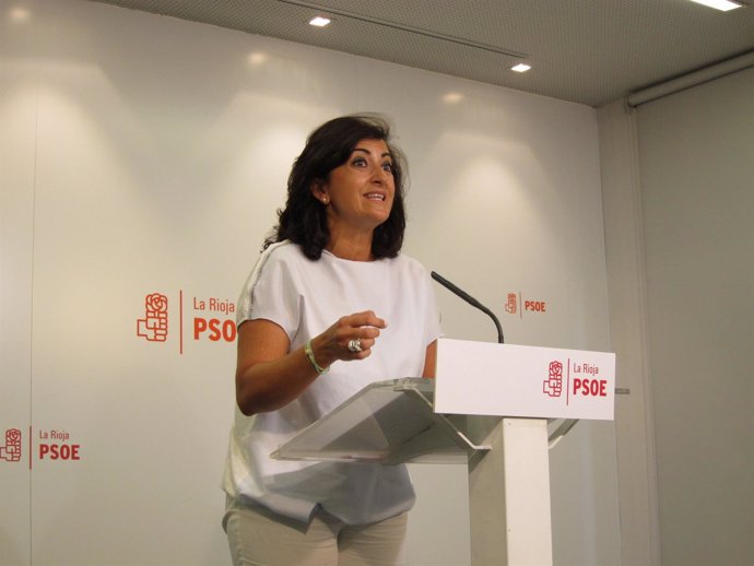 La portavoz del PSOE Concha Andreu analiza sequía                             