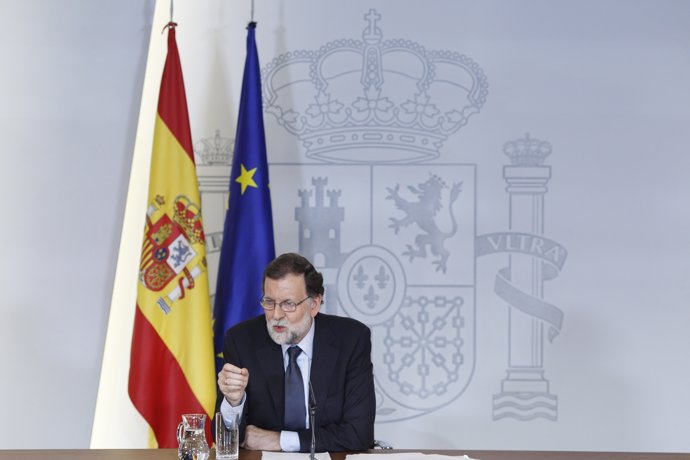 Rajoy compadece en Moncloa.