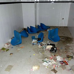 Actos vandálicos en la pista deportiva de la barriada de Bazán (San Fernando)