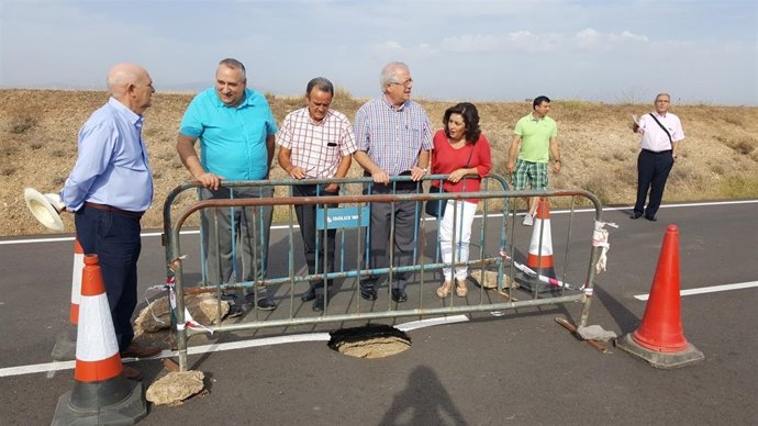 Sánchez Quero en  la carretera de acceso a Boquiñeni por Luceni, la CP-3,