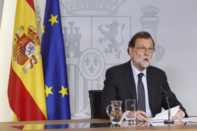Rajoy compadece en Moncloa.