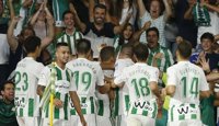 El Villamarín disfruta de su primera fiesta y la Real golea al Villarreal