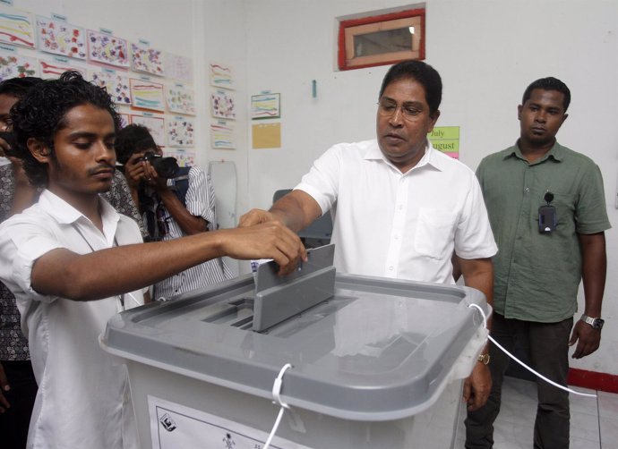 El candidado presidencial del Partido Jumhooree Qasim Ibrahim en 2013.