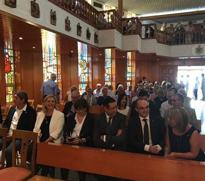 L'conseller de Presidència, Jordi Turull, participa en el dia de l'ancianidad