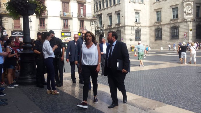 Susana Díaz, a su llegada este sábado a la Generalitat 