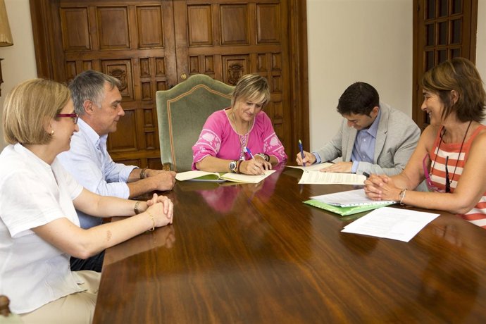 Firma del convenio 