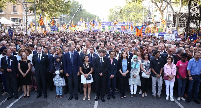 Capçalera d'autoritats en la manifestació de Barcelona 