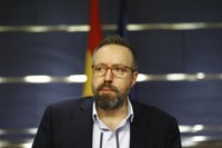 Girauta pide a Rajoy que haga cumplir la ley y no "improvise" con el proceso soberanista