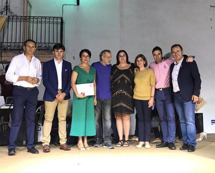 Autoridades y premiados en la fiesta de la tenca