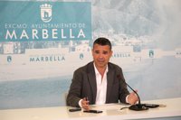Bernal asegura que es el "alcalde de la gente de la calle" de Marbella a pesar de la moción de censura