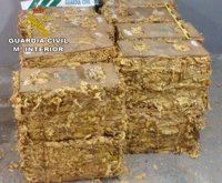La Guardia Civil intercepta una furgoneta cargada con 810 kilos de tabaco de contrabando en Navalmoral