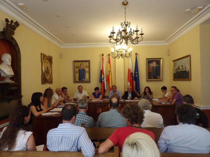 Reunión en Suances sobre contaminación de las aguas