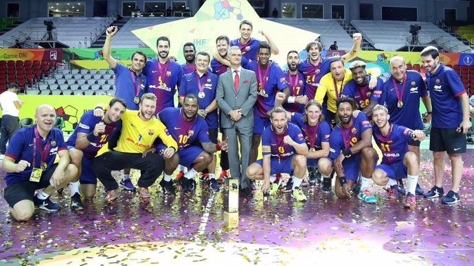 El FC Barcelona Lassa celebra su triunfo en la Super Globe 