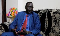 La amnistía general de Kiir no incluye al exportavoz del líder rebelde Riek Machar