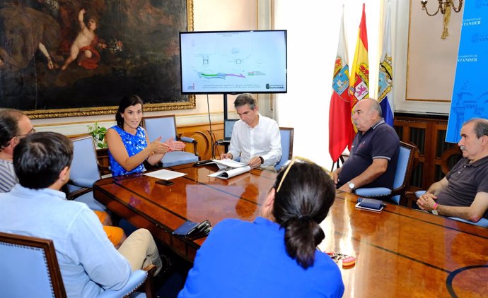 Reunión con vecinos sobre reapertura del túnel de Tetuán al Sardinero