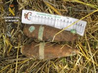 La Guardia Civil destruye dos artefactos explosivos de la Guerra Civil en Gaibiel