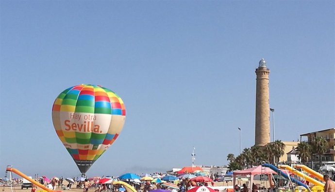 Globo de la campaña 'Hay otra Sevilla'.