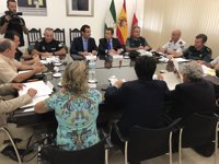 Gobierno y Ayuntamiento de Almería acuerdan medidas inmediatas de seguridad y más presencia policial