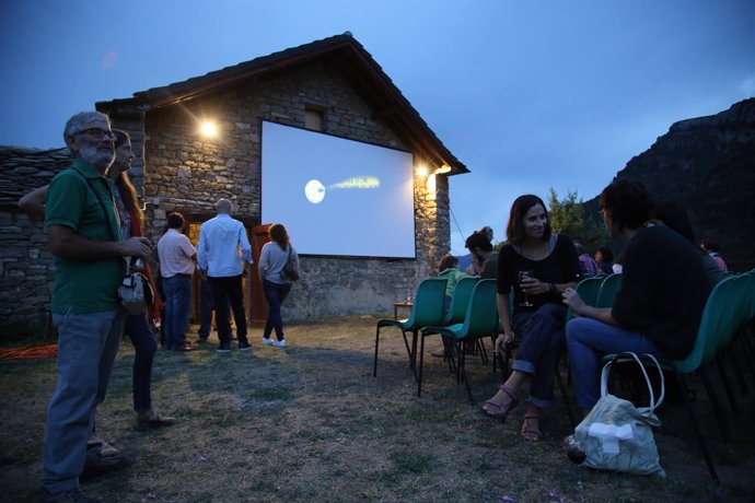 Muestra de Cine más Pequeña del Mundo, en Ascaso