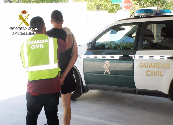 La Guardia Civil Esclarece Una Agresión Sexual Y Robo Con Violencia Cometidos En