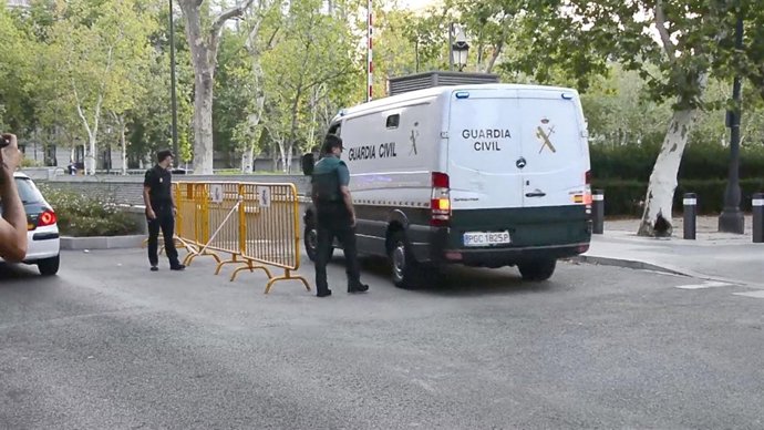 Traslada a los terroristas detenidos por los atentado a la Audiencia Nacional