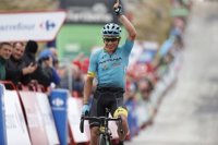 López sorprende en Calar Alto y Froome refuerza su liderato