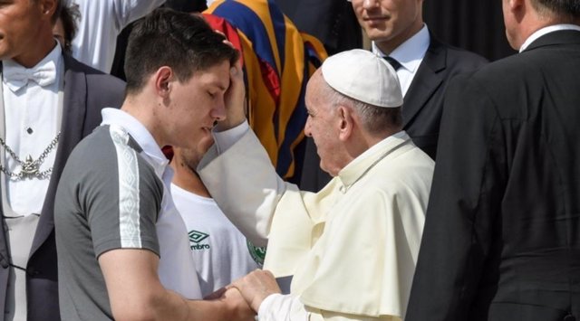 Papa Francisco recibe al equipo brasileño Chapecoense