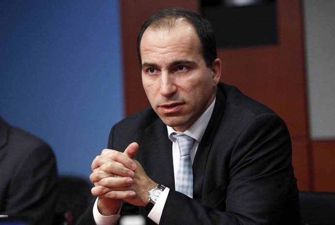 Expedia CEO Dara Khosrowshahi speaks during the 2010 Reuters Travel and Leisure 