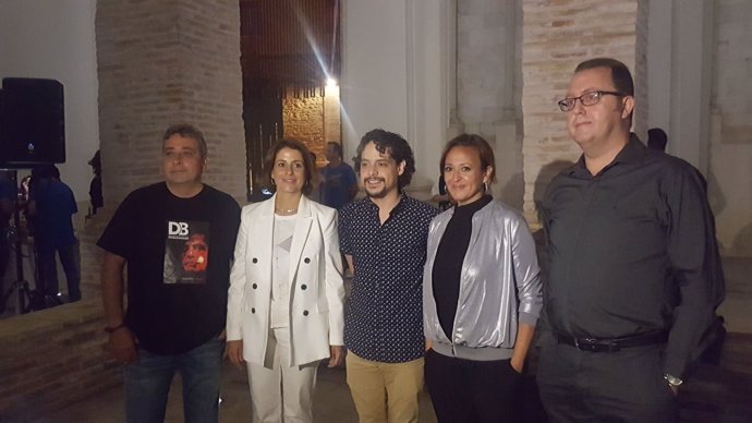 Mayte Pérez recibe al equipo de Desafío Buñuel