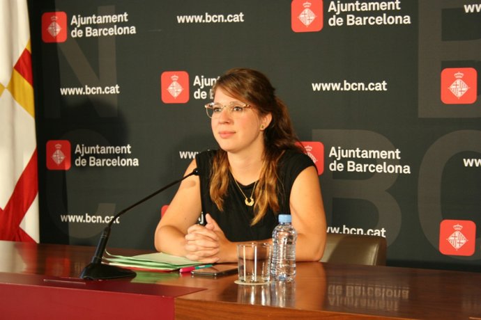 La tinent d'alcalde Janet Sanz