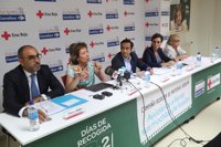 4.000 voluntarios de Cruz Roja y Carrefour recogerán material para 'Vuelta al cole Solidaria' en 48 provincias