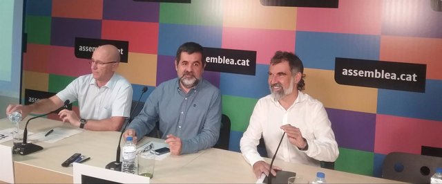 J.Gaseni (AMI), J.Sànchez (ANC) y J.Cuixart (Òmnium)