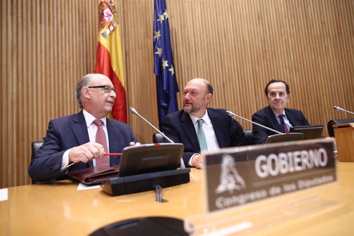 Cristóbal Montoro comparece en el Congreso