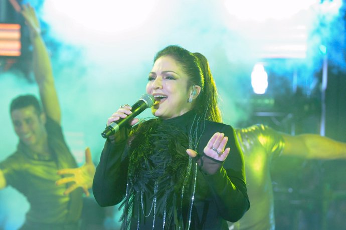 Gloria Estefan performs during a concert in Times Square on New Year's Eve in Ne