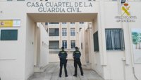 Detenido en Guardamar del Segura un hombre por dejar sola a su hija de 5 años de madrugada para irse al karaoke