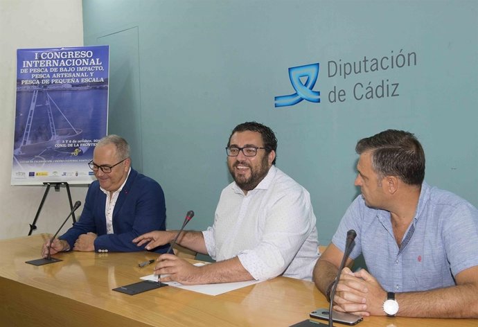 Presentación del Congreso Internacional de Pesca Artesanal en Conil