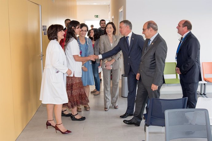 Urkullu visita el nuevo centro de Salud en Amurrio