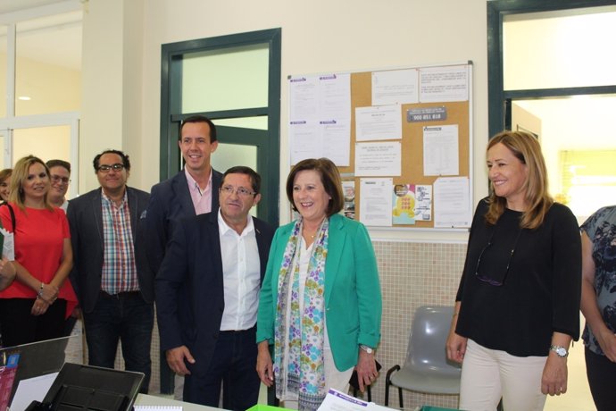 Sánchez Rubio durante su visita institucional a Níjar