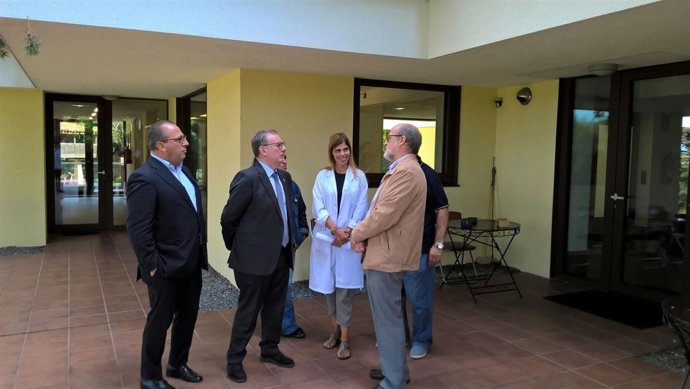 Consejero de Sanidad visita el centro La Santina
