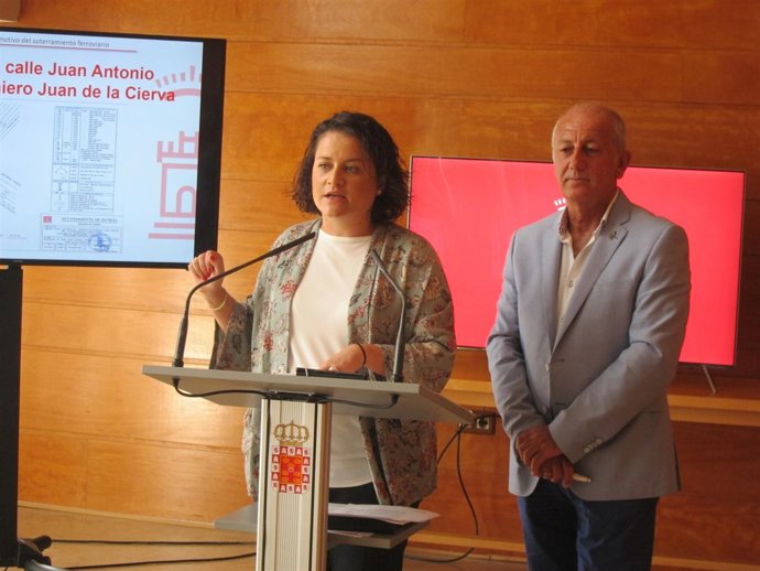 Sánchez y Ortiz tras la Junta de Gobierno 