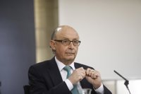 Montoro reafirma la apuesta por reformar la financiación autonómica pero avisa de que no se logra "a base de llorar"