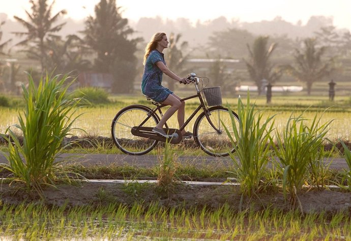 EAT, PRAY, LOVE, Julia Roberts, 2010. 