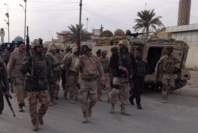 Soldados de Irak atacan Faluya