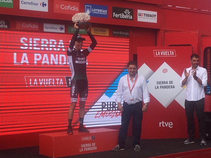 Francisco Reyes, en el final de la etapa de la Vuelta en la Sierra de la Pandera
