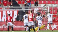 Sporting, Numancia y Cádiz ganan para coliderar la LaLiga 1/2/3