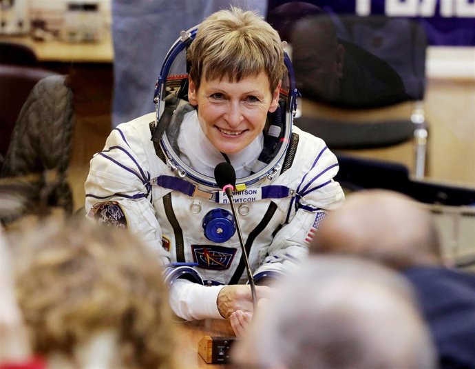 La astronauta estadounidense Peggy Whitson