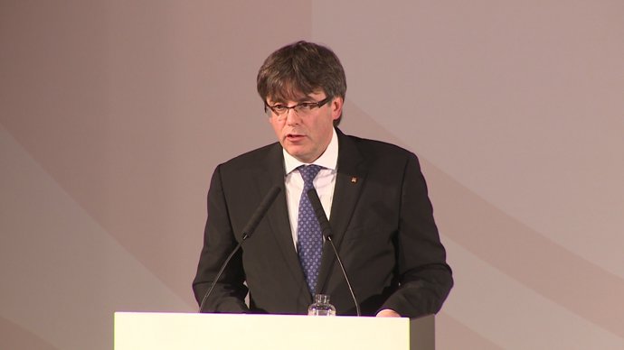 Puigdemont demana sentit d'Estat per negociar referèndum